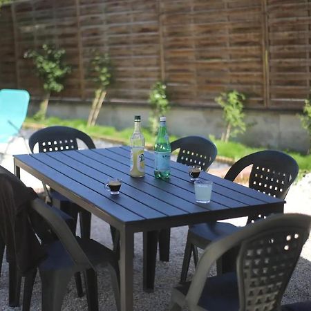 La Montrieuse, Chambre Individuelle Avec Sauna Et Baignoire Spa Naveil Exterior photo