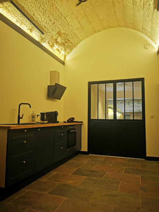 La Montrieuse, Chambre Individuelle Avec Sauna Et Baignoire Spa Naveil Exterior photo